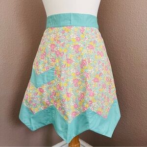 50's Kitchen Half Apron,  Kitchen Retro Apron, Retro Housewife.